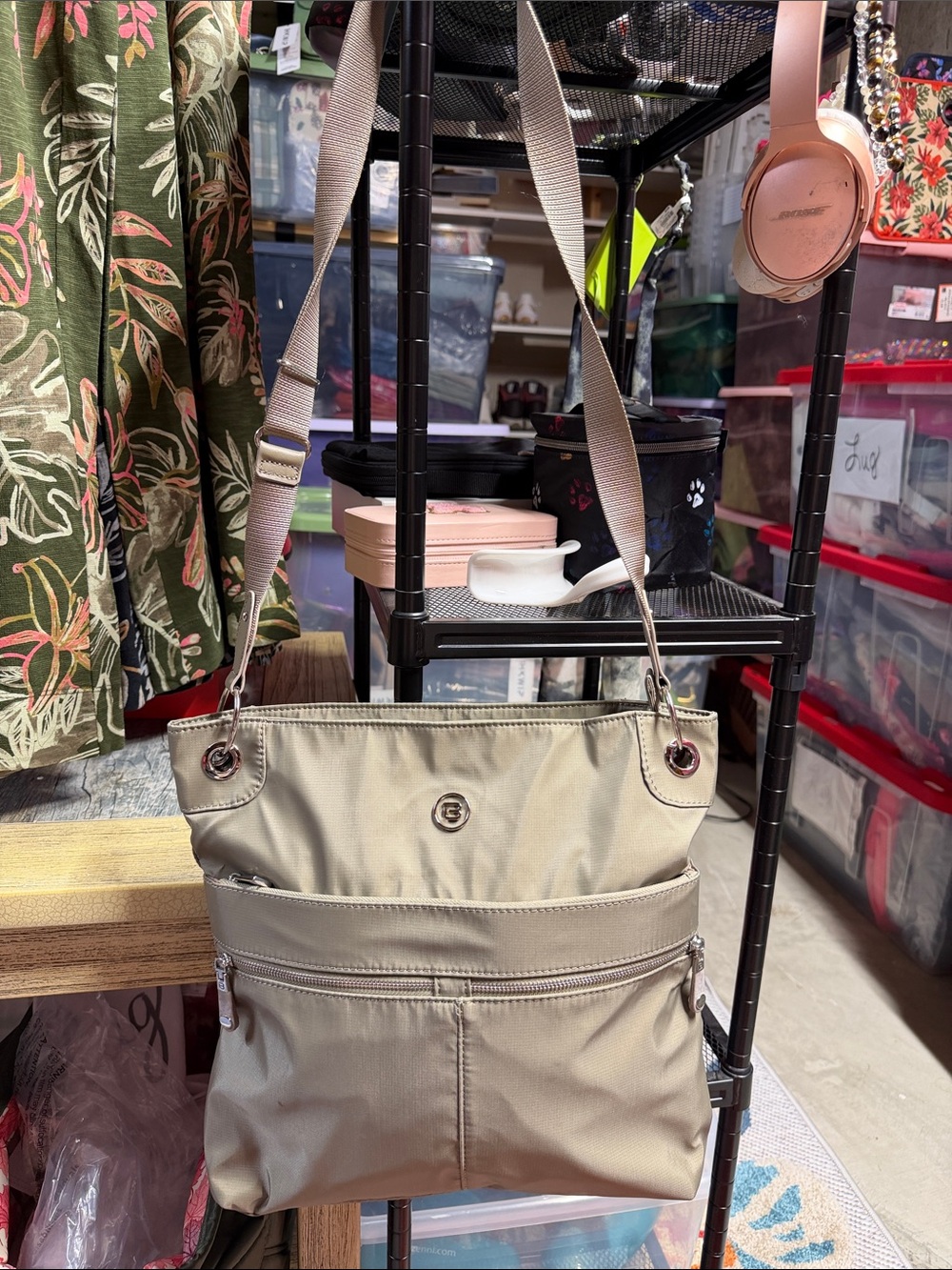 Beside-U crossbody travel security Taupe